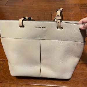 Micheal Kors tote